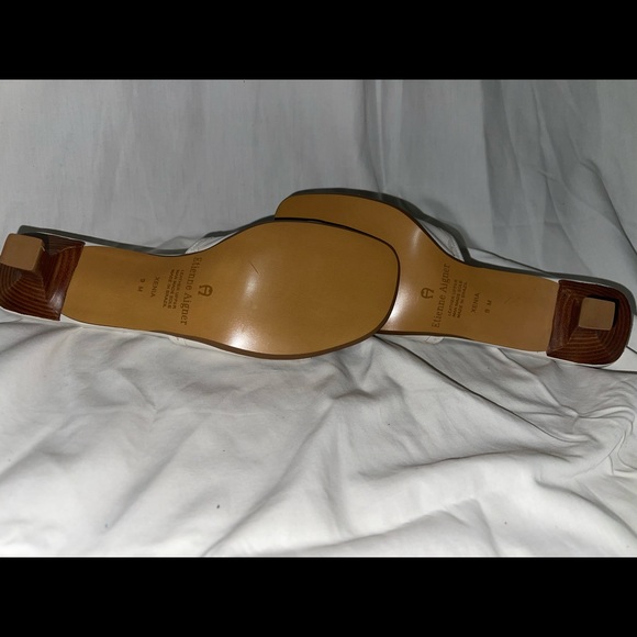 Etienne Aigner Sandals - Picture 5 of 8
